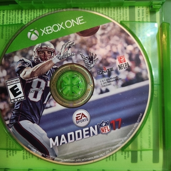 Madden Nfl 17- For Xboxone Console Excellent Like New Condition With No F… - Picture 3 of 4